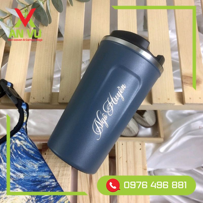 Bình nước giữ nhiệt khắc tên riêng - món cá cá nhân hóa ấn tượng